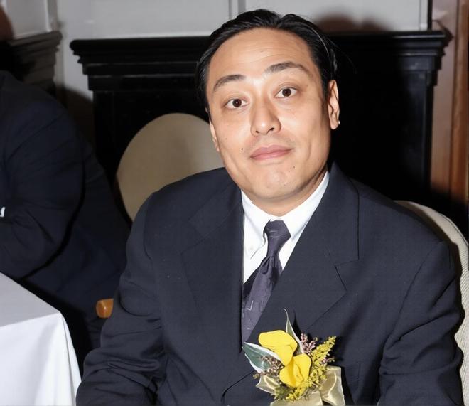 魏莹案再反转：榜一大哥撤回谅解书，反被控敲诈！双向隐瞒下，2500万打赏谁才是受害者？