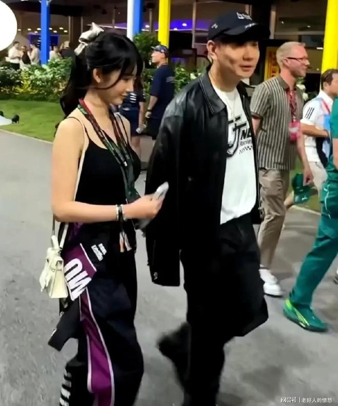 英格兰训练营萨卡马杜埃凯引热议