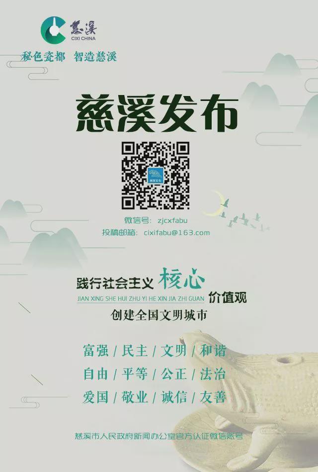 这么燃的超巨有两个，贝林厄姆热区图覆盖全场，站位靠近凯恩