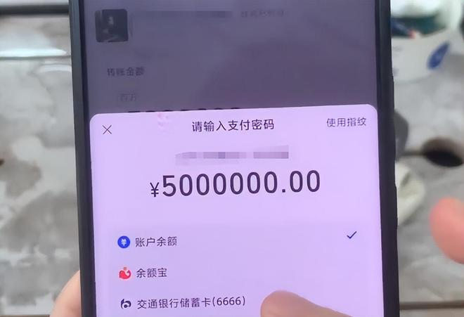 梅西大于C罗!德国名宿毫不留情,葡萄牙没他更强,球迷争议不断
