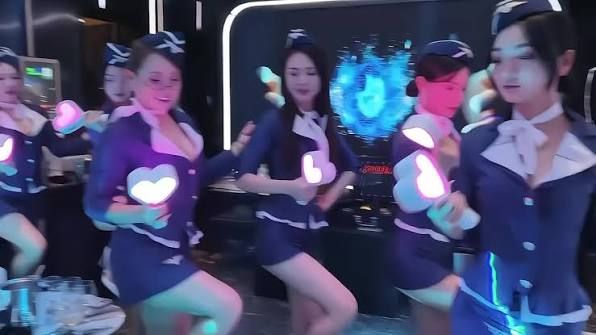 体坛联播|中国女排、中国女足今日出战,U19男足遭遇失利