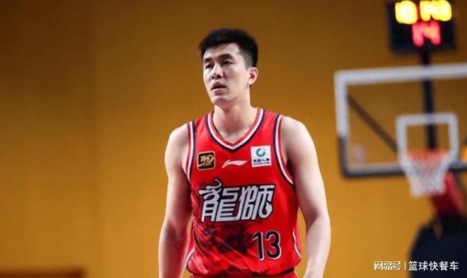 李国旭回应引援问题:球队需要+符合预算,按照此标准去引援