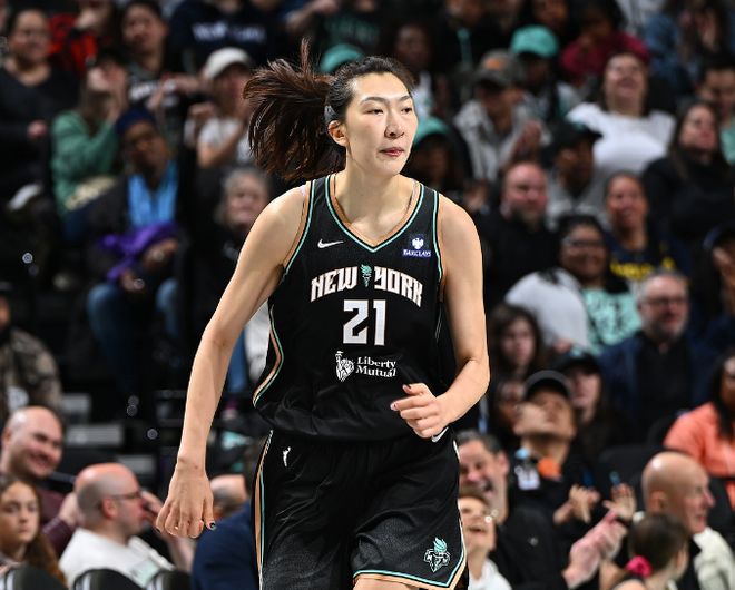 自掏腰包150万、每天睡2小时、23年没回家:某高校“优秀导师”评选PPT曝光,“掏空父母养老钱做科研”竟被当成先进事迹表彰!