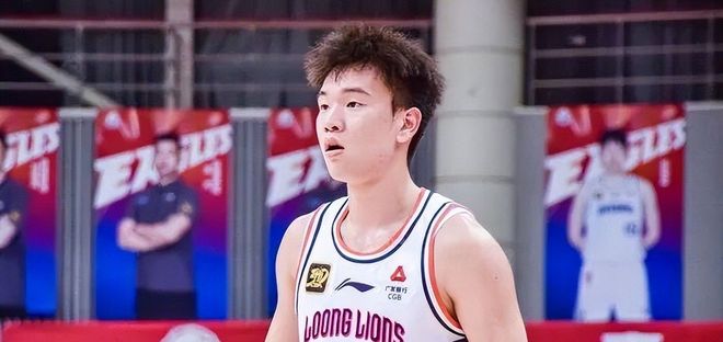 皮尔斯建言图赫尔：有伤在身，赖斯该歇一场了
