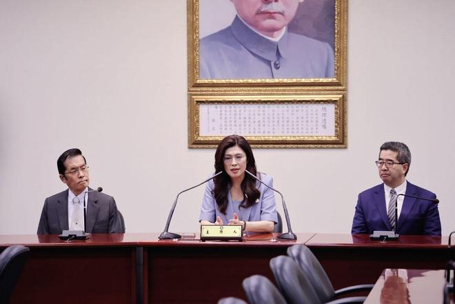 中国男篮新消息！赵继伟当选队长，郭士强发声，篮协主席宣布目标