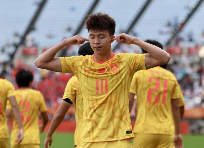 徐昕签约美国经纪公司，还需广东开具澄清信；徐杰特训成绩斐然