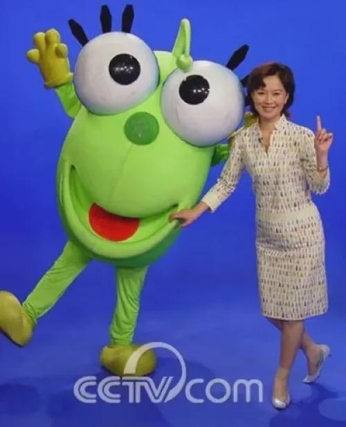 亚马尔在法国度假仍不忘坚持训练,女友晒动态感叹